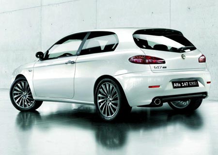 Alfa Romeo 147: 6 фото