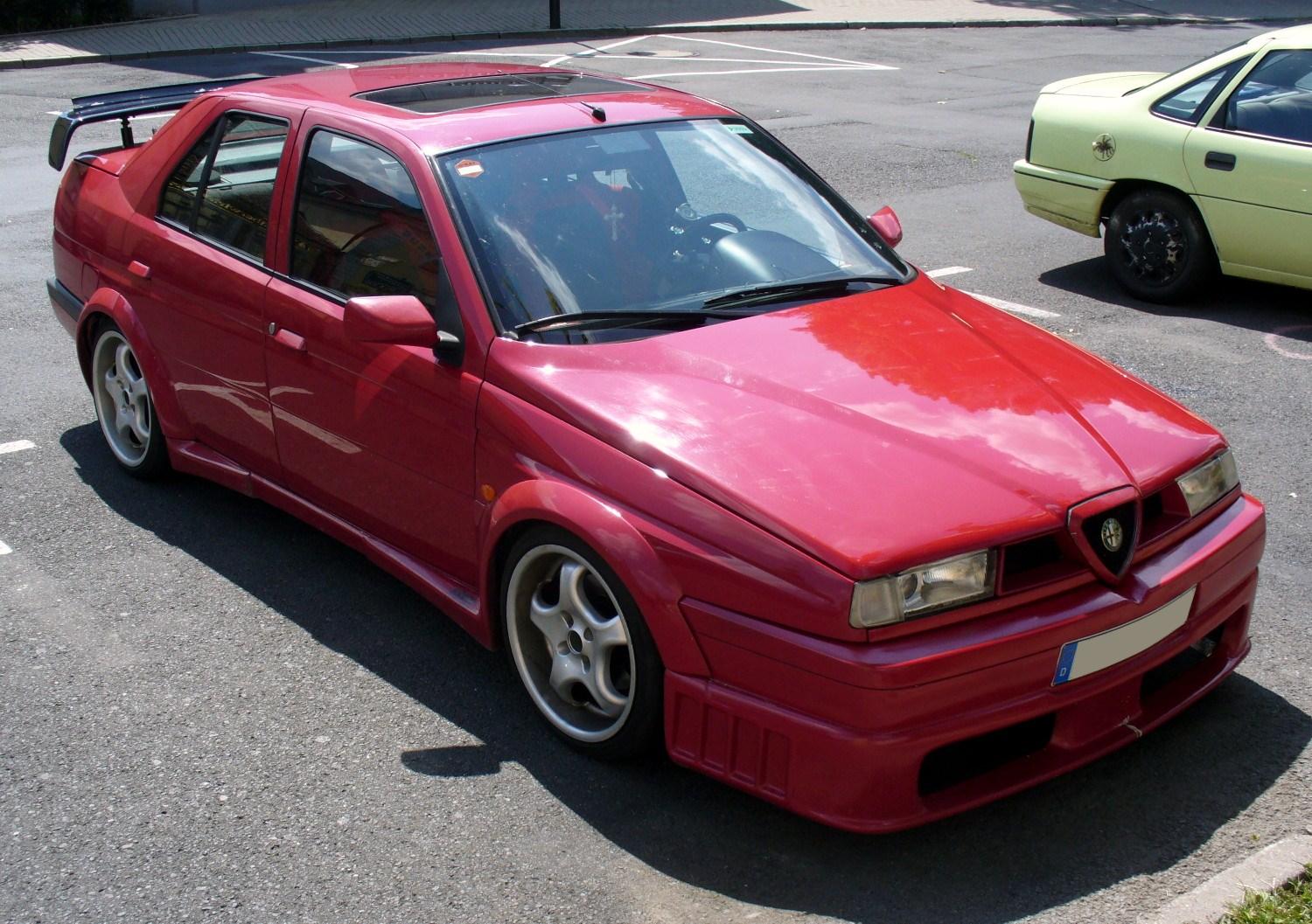 Alfa Romeo 155: 7 фото