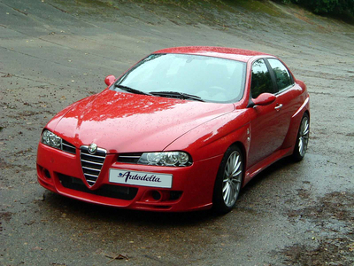 Alfa Romeo 156: 3 фото