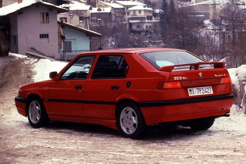 Alfa Romeo 33: 4 фото