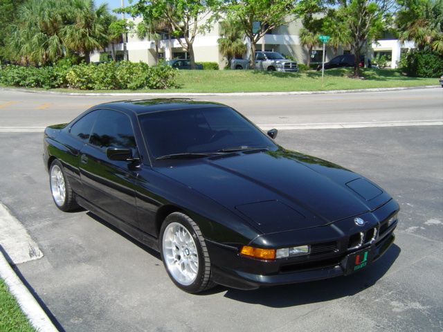 BMW 8: 2 фото