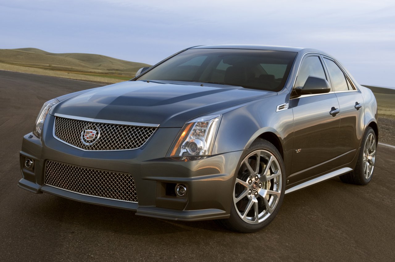 Cadillac CTS-V: 3 фото