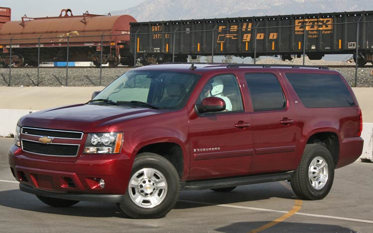 Chevrolet Suburban 2500: 12 фото