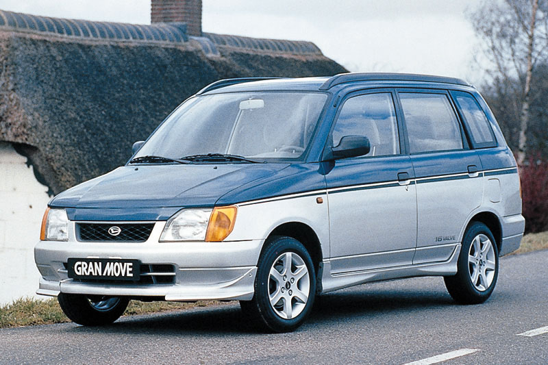 Daihatsu Gran Move: 10 фото