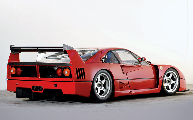 Ferrari F40 LM: 4 фото