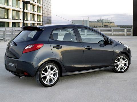 Mazda 2: 1 фото