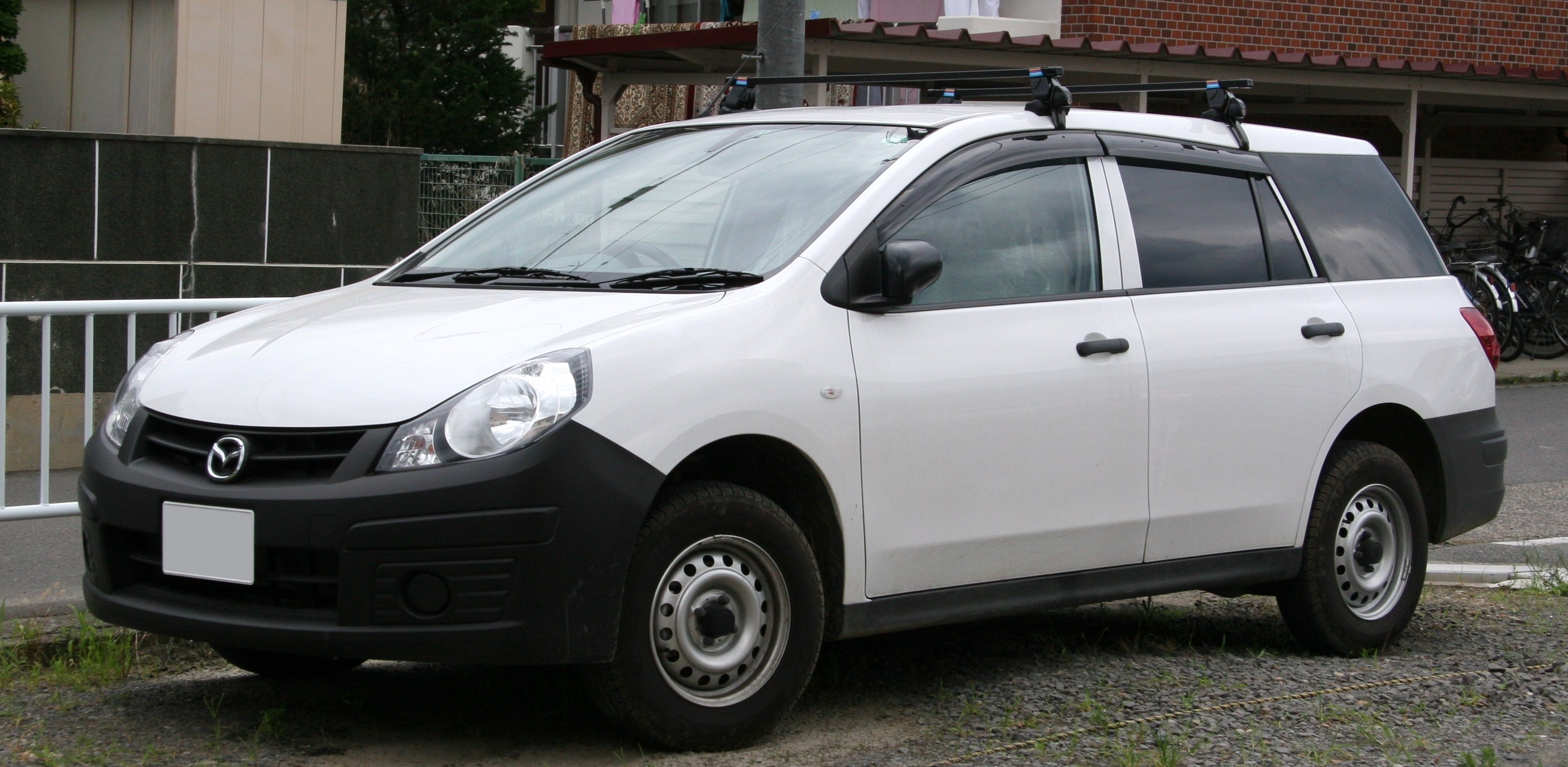 Mazda Familia Van