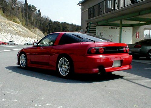 Nissan 180SX: 3 фото