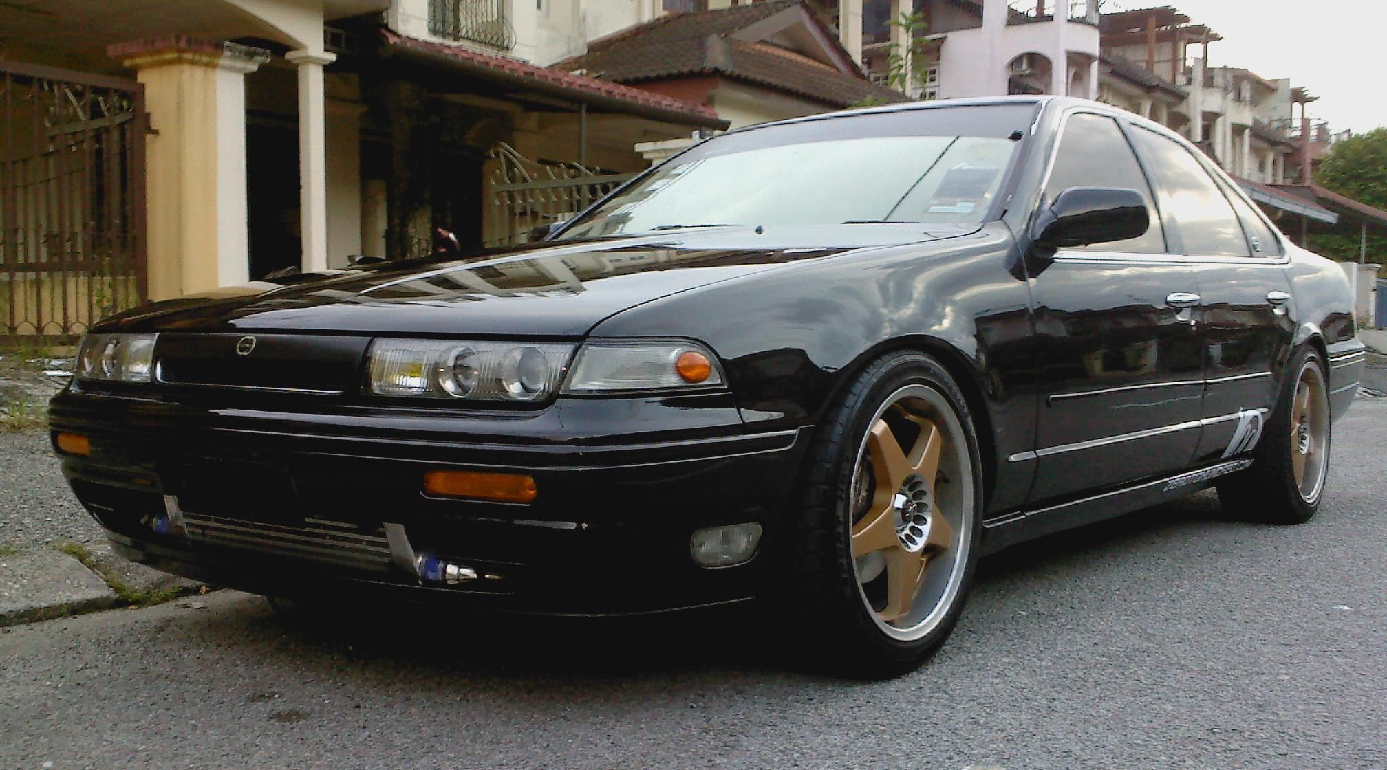 Nissan Cefiro: 8 фото