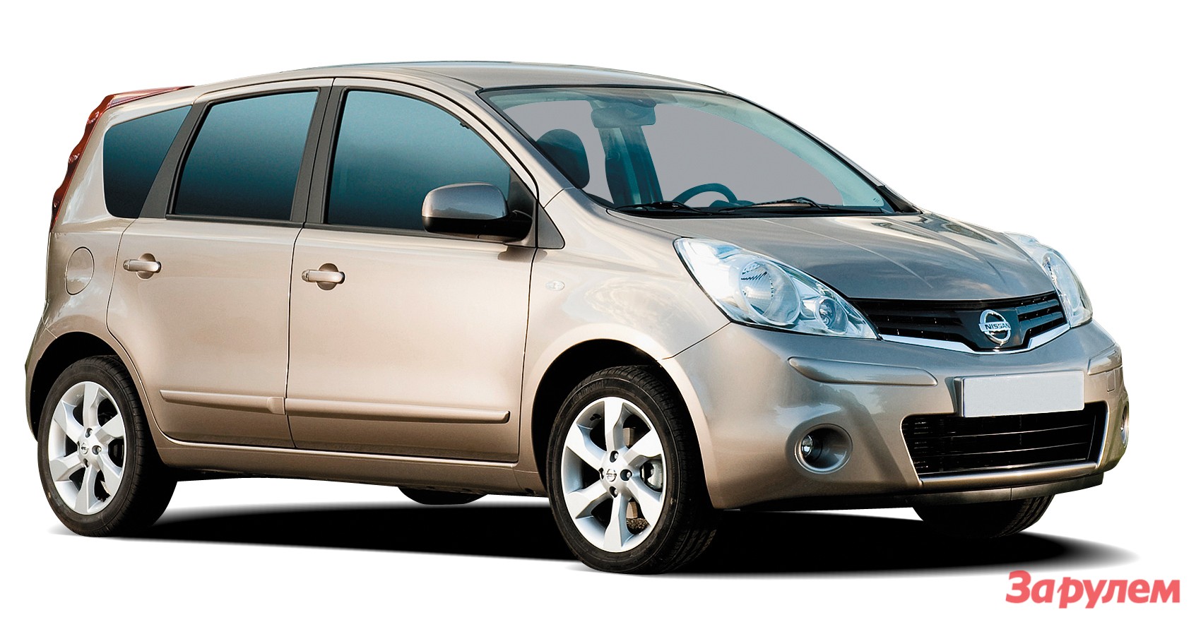 Nissan Note: 9 фото