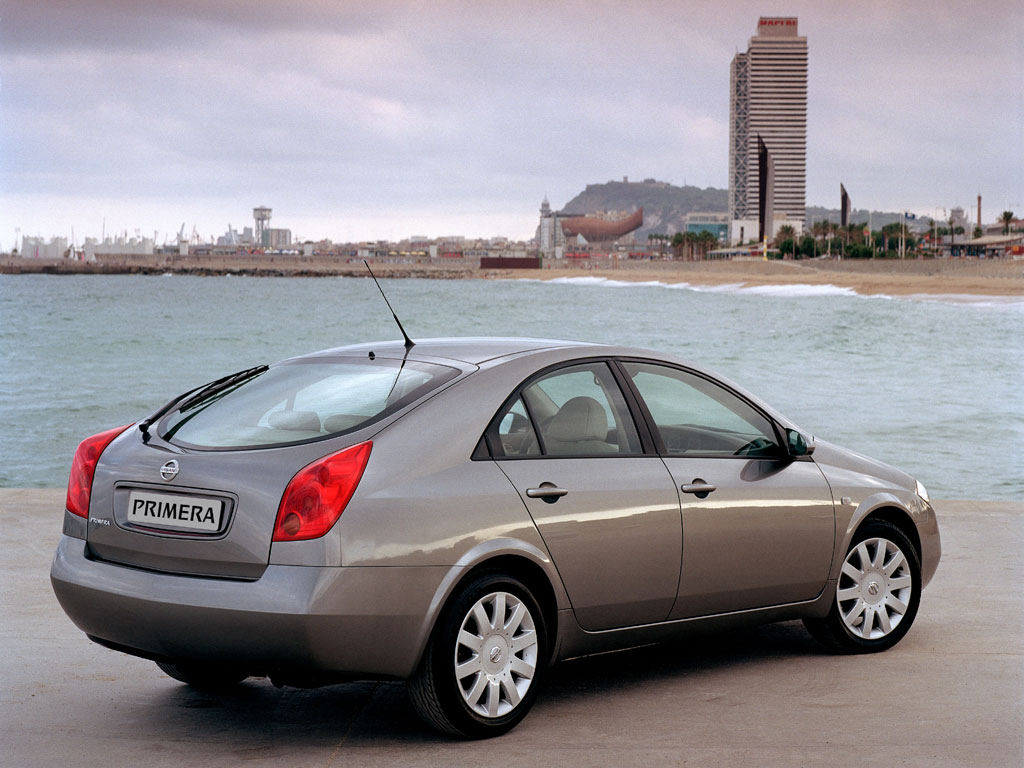 Nissan Primera: 2 фото