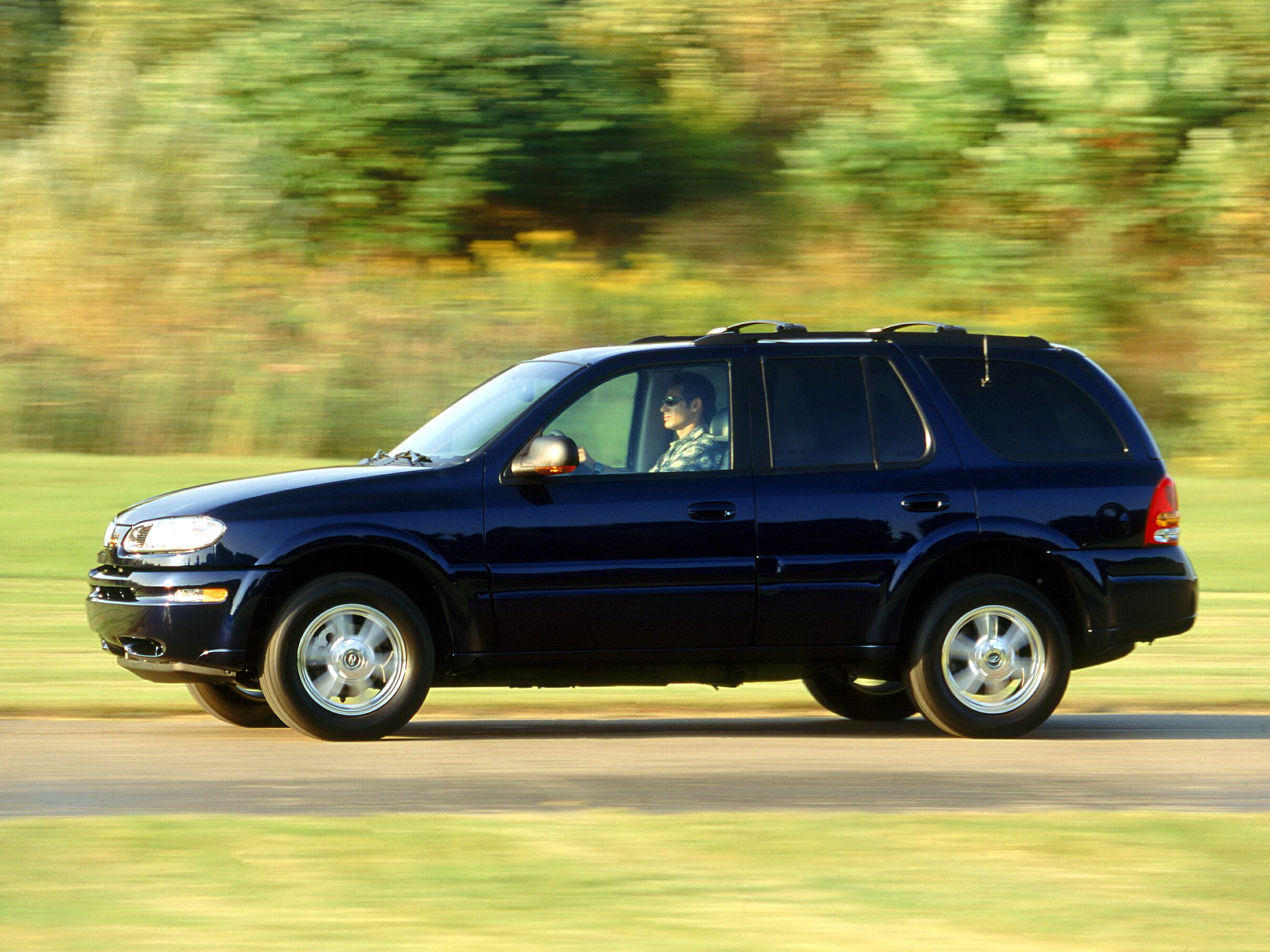 Oldsmobile Bravada: 7 фото