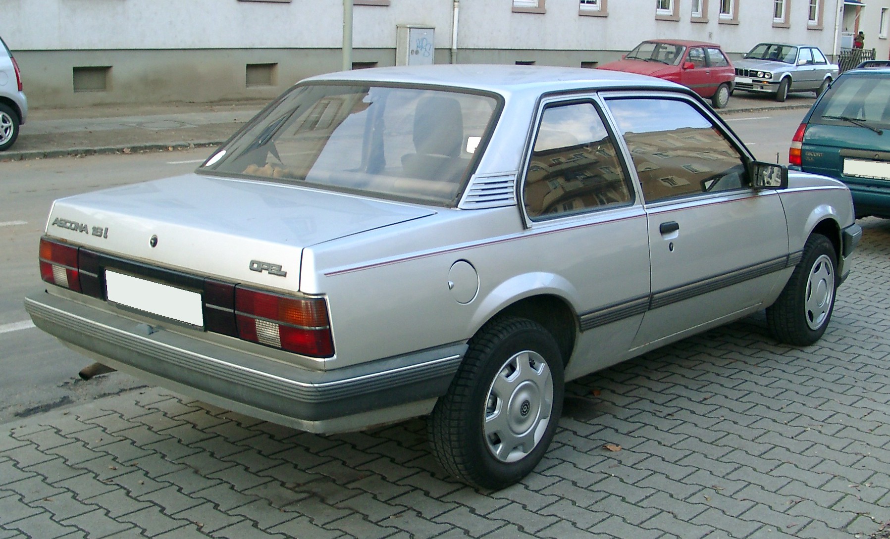 Opel Ascona: 7 фото