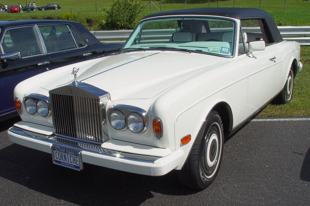 Rolls-Royce Corniche: 3 фото