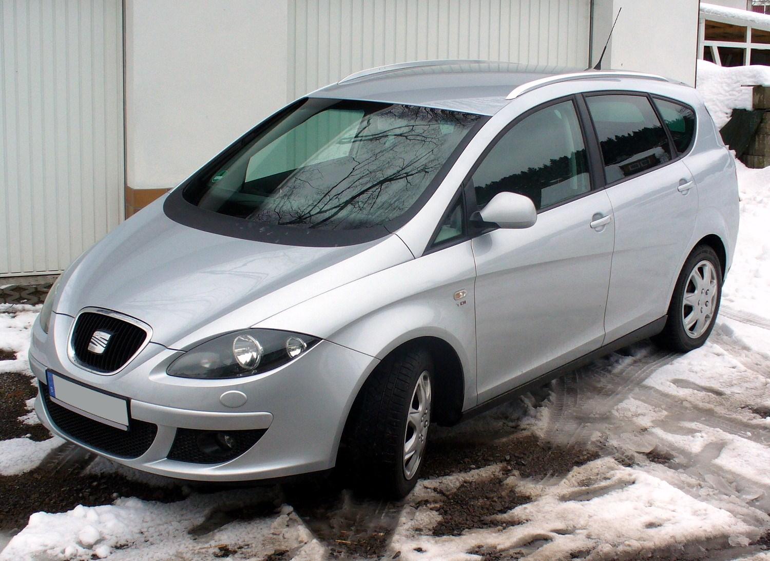 Seat Altea XL: 10 фото