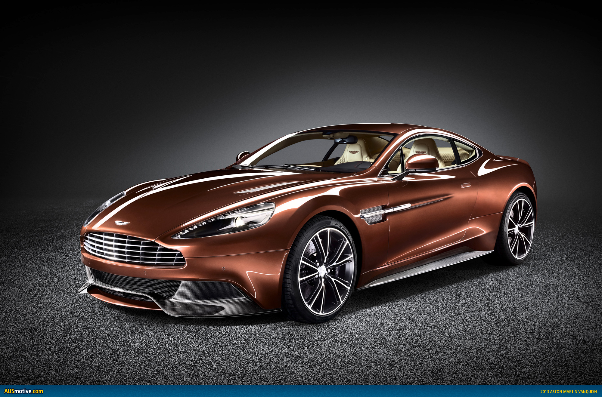 Aston Martin Vanquish I: 9 фото