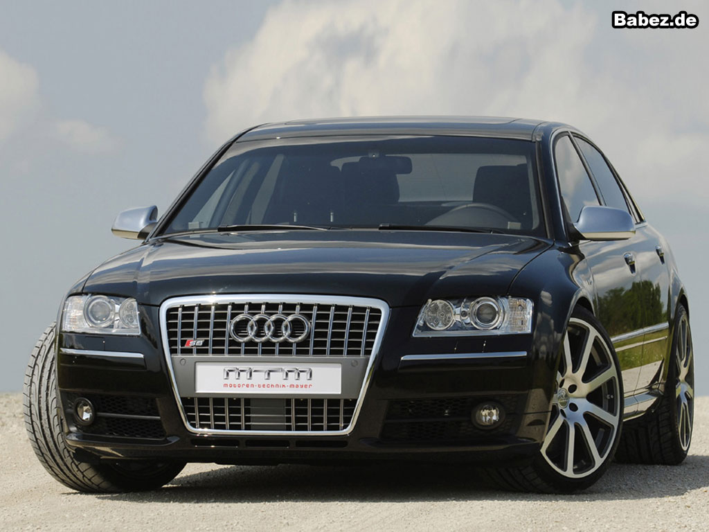 Audi S8: 1 фото