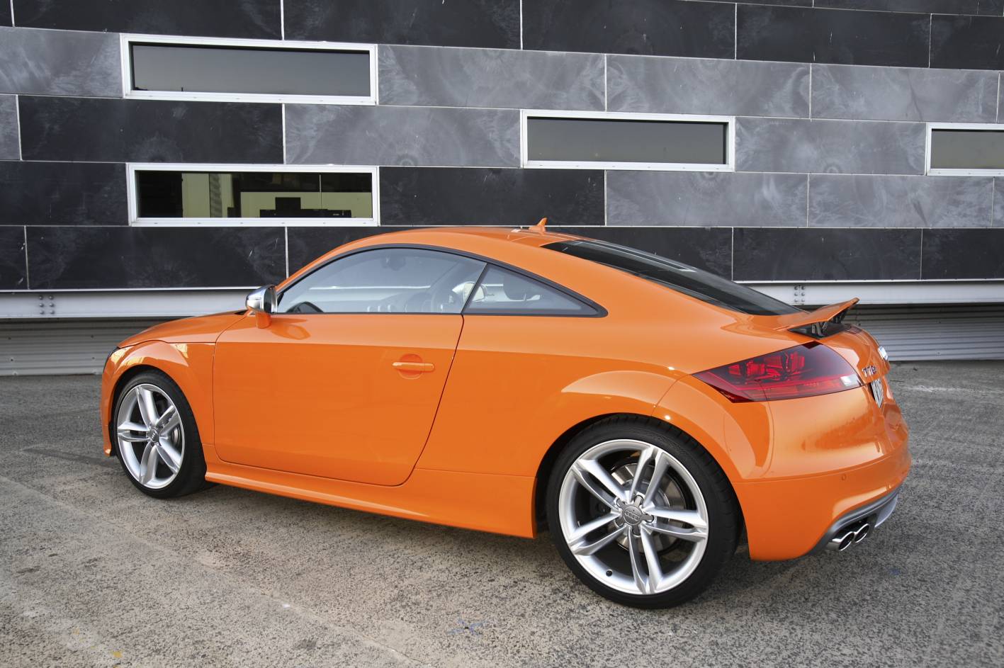 Audi TTS Coupe: 8 фото