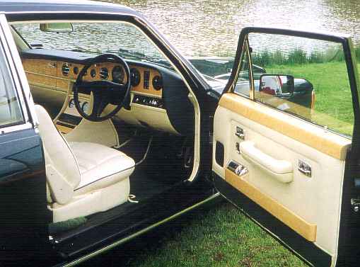Bentley Turbo R: 09 фото