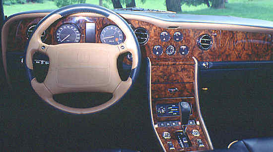 Bentley Turbo R: 10 фото