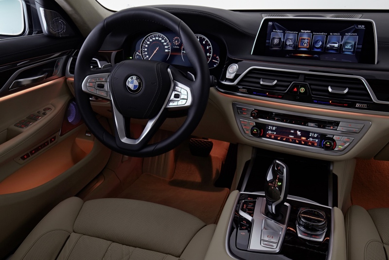 BMW 750 Li технические характеристики: 3 фото