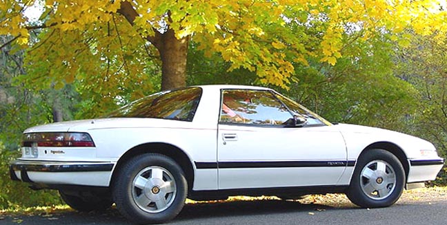 Buick Reatta: 6 фото