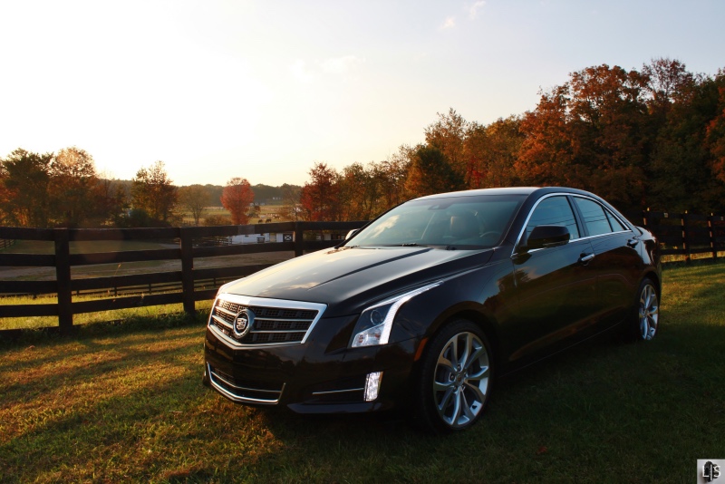 Cadillac ATS: 1 фото