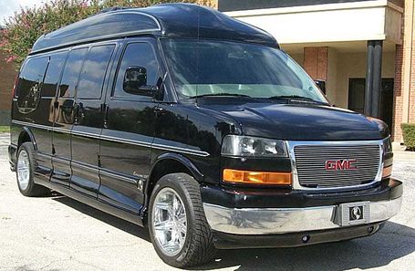 Chevrolet Express: 4 фото