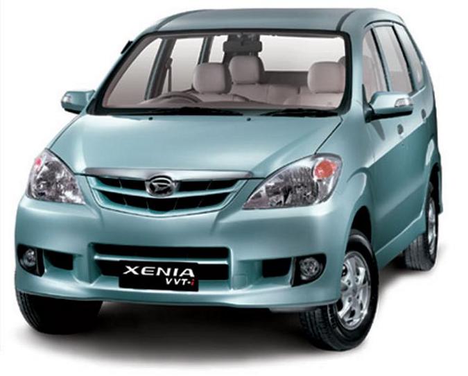 Daihatsu Xenia: 2 фото