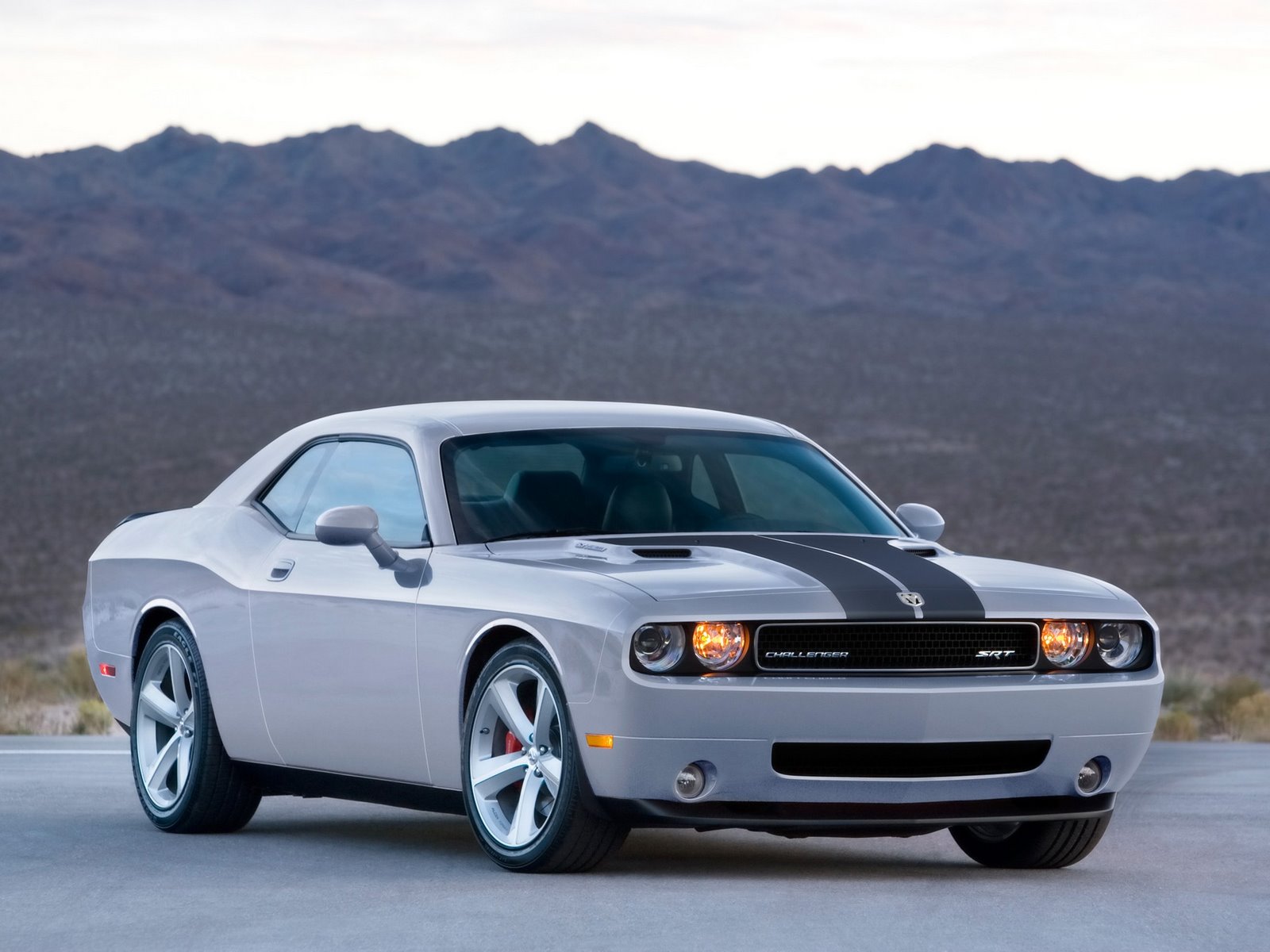 Dodge Challenger I: 1 фото