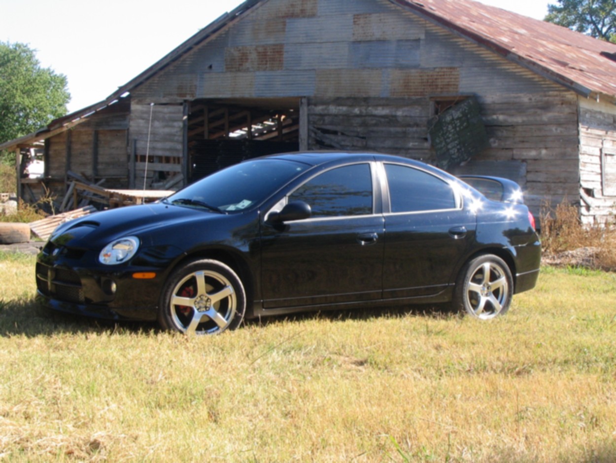 Dodge Neon: 2 фото