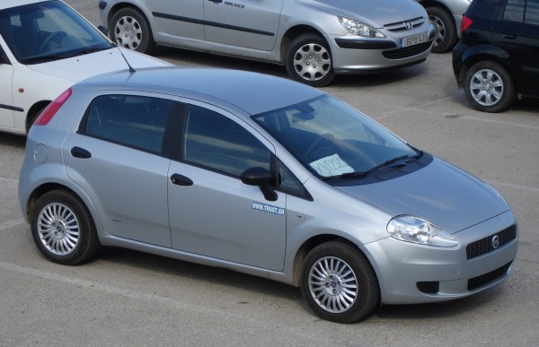 Fiat Grande Punto: 6 фото