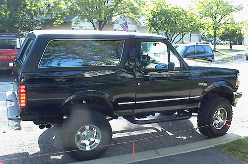 Ford Bronco: 9 фото