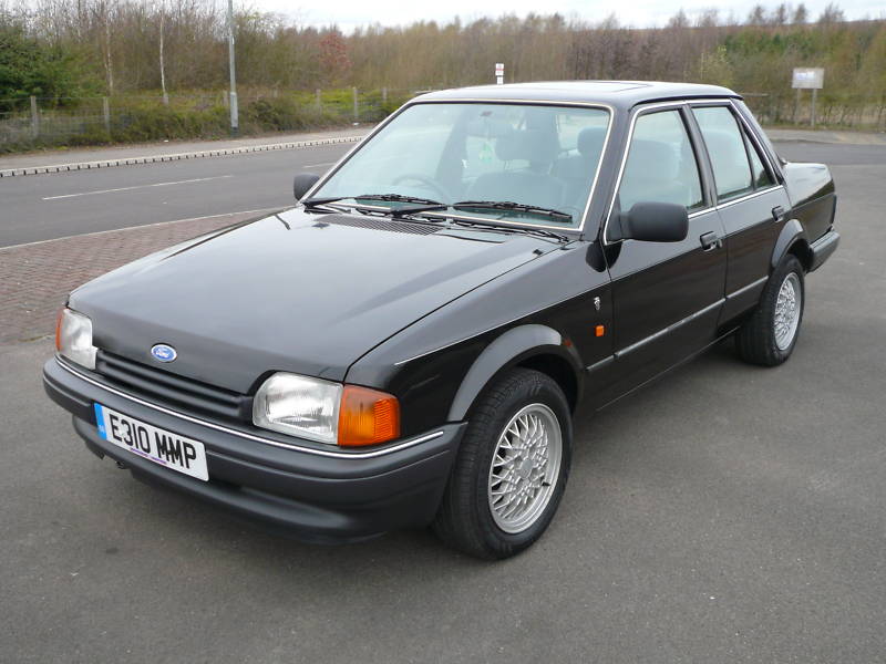 Ford Orion: 08 фото