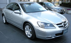 Honda Legend I: 2 фото