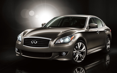 Infiniti M: 9 фото