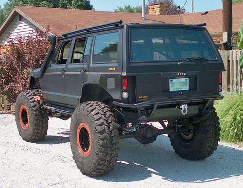 Jeep Cherokee XJ: 12 фото