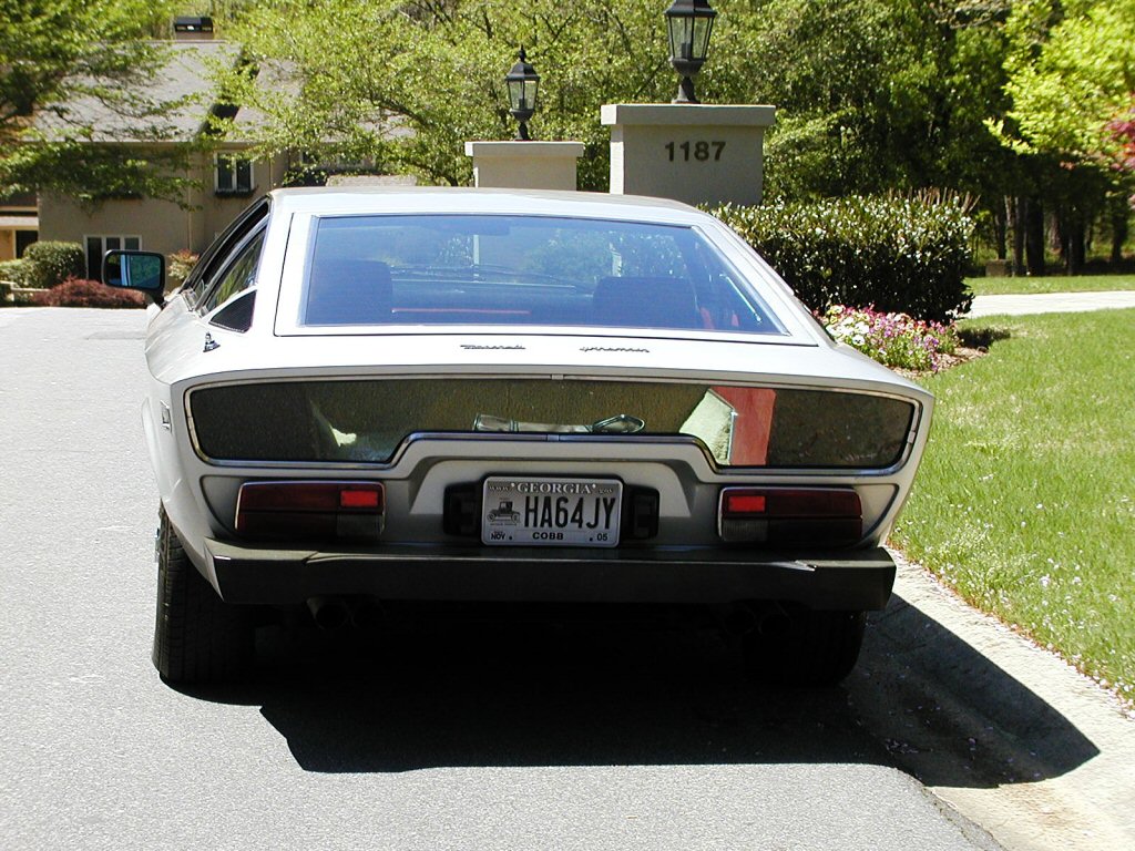 Maserati Khamsin: 11 фото