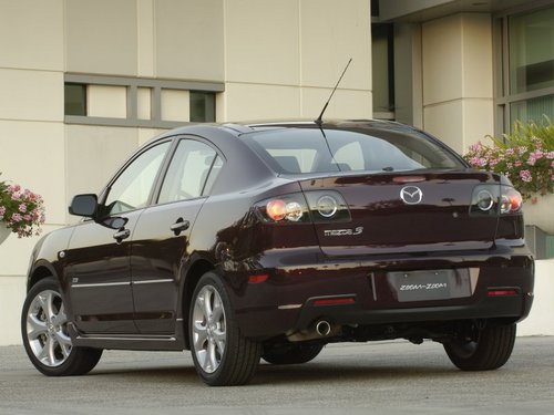 Mazda 3 Sedan: 4 фото