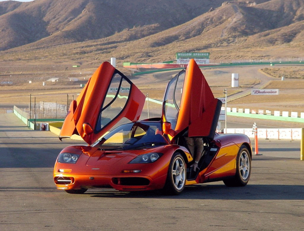 McLaren F1: 3 фото