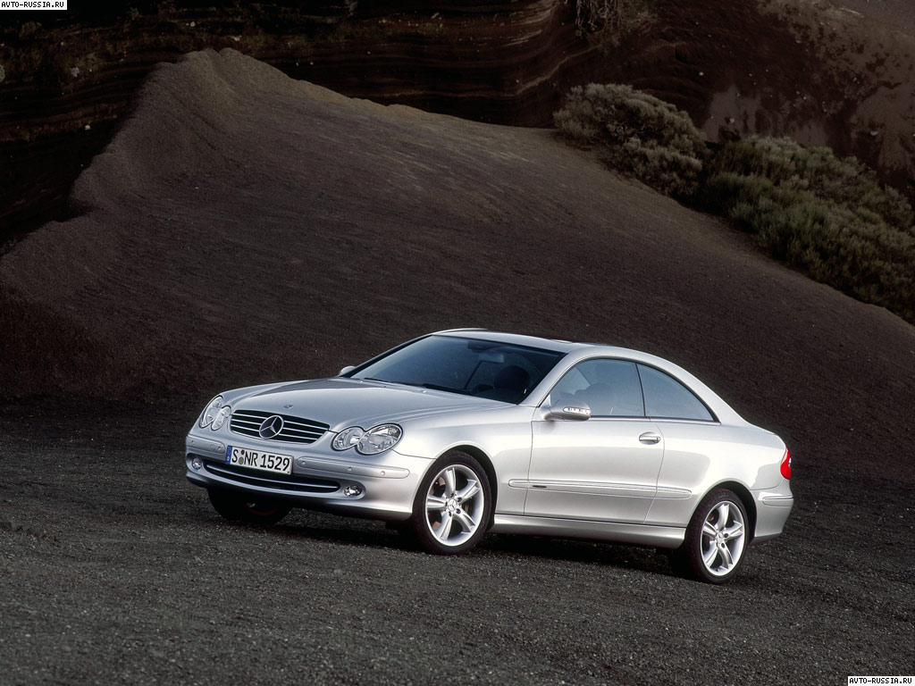 Mercedes CLK-class: 9 фото