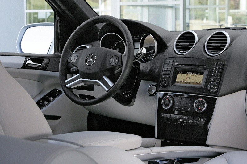 Mercedes M-class: 7 фото