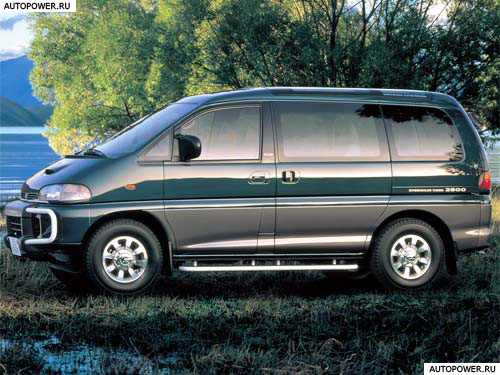 Mitsubishi Delica IV: 4 фото