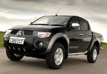 Mitsubishi L200: 7 фото