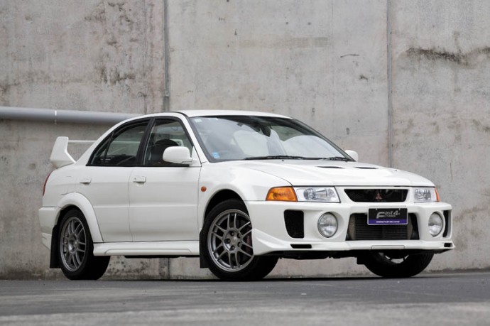 Mitsubishi Lancer V: 8 фото