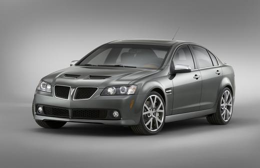 Pontiac G8: 7 фото