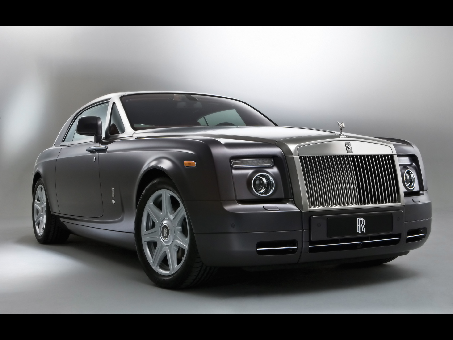 Rolls-Royce Phantom Coupe: 03 фото