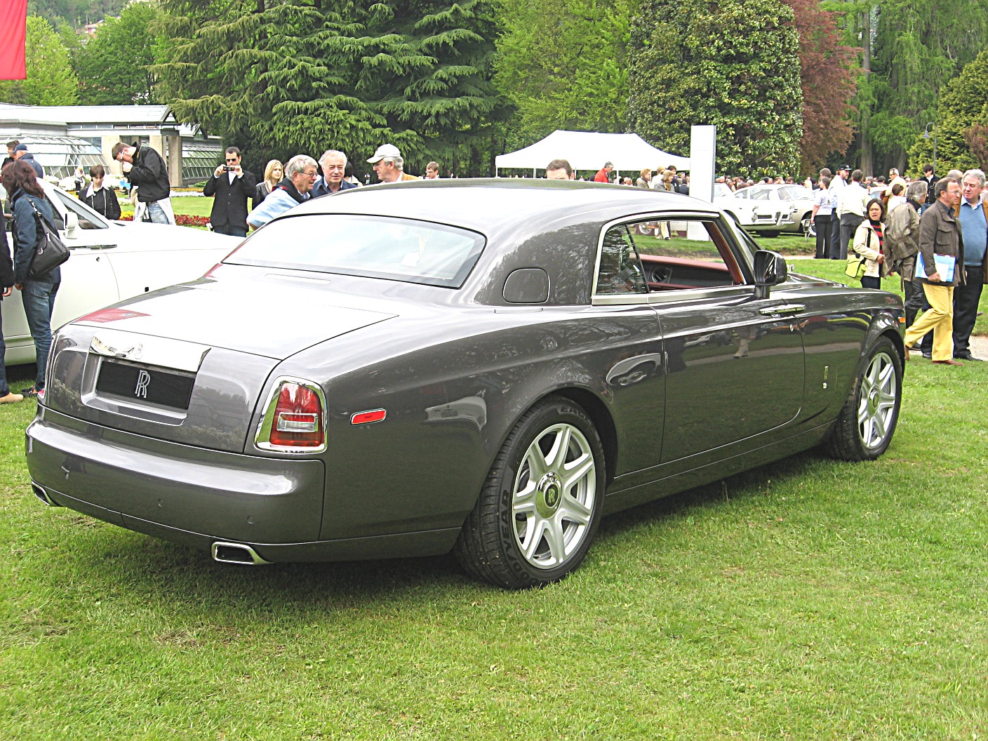 Rolls-Royce Phantom Coupe: 12 фото
