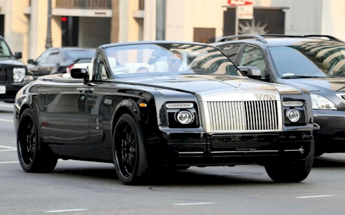 Rolls-Royce Phantom Drophead Coupe: 1 фото