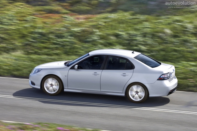 Saab 9-3 Sport Sedan: 8 фото